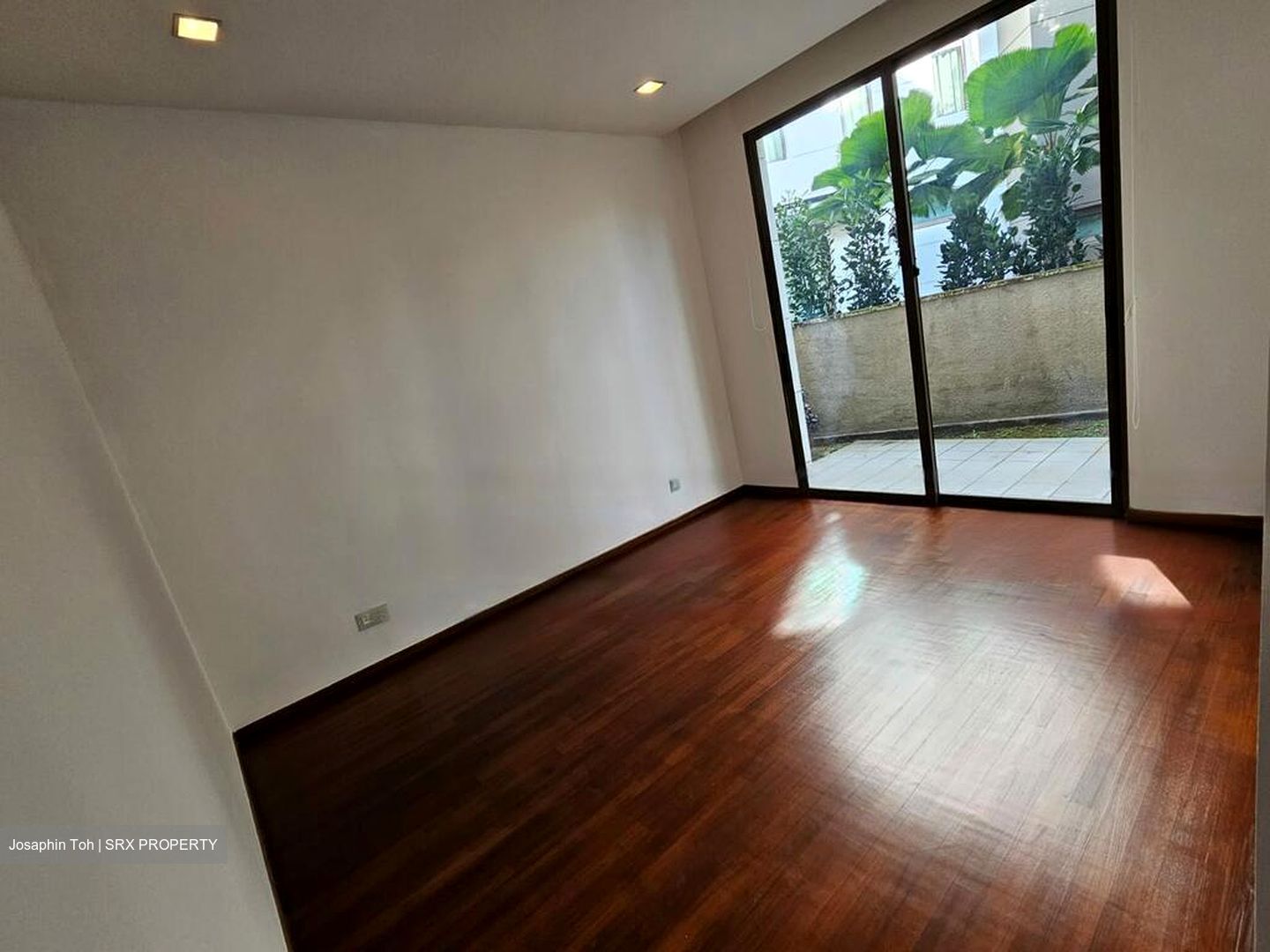 Paradise Island (D4), Detached #467768741